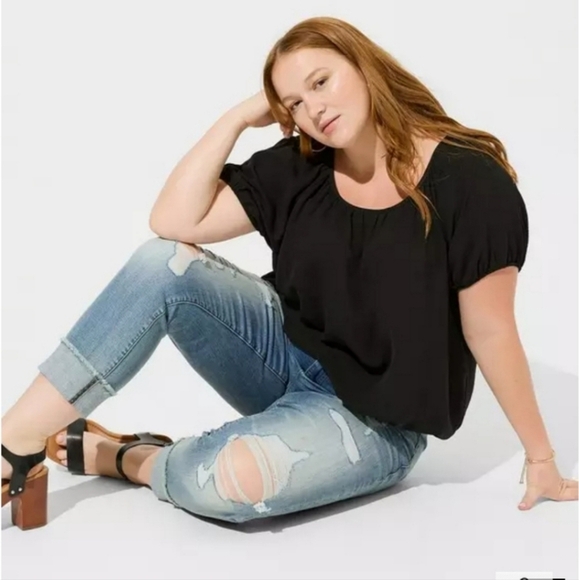 🍂🍁NWT TORRID 2x  Seersucker Surplice Back Short Sleeve Top - Picture 1 of 7